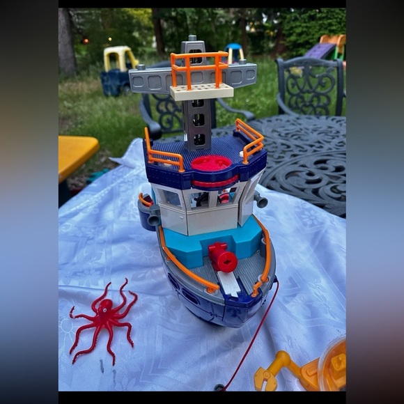 imaginext RESCUE boat COAST GUARD BOAT & Submarine DISCONTINUED - Picture 3 of 12